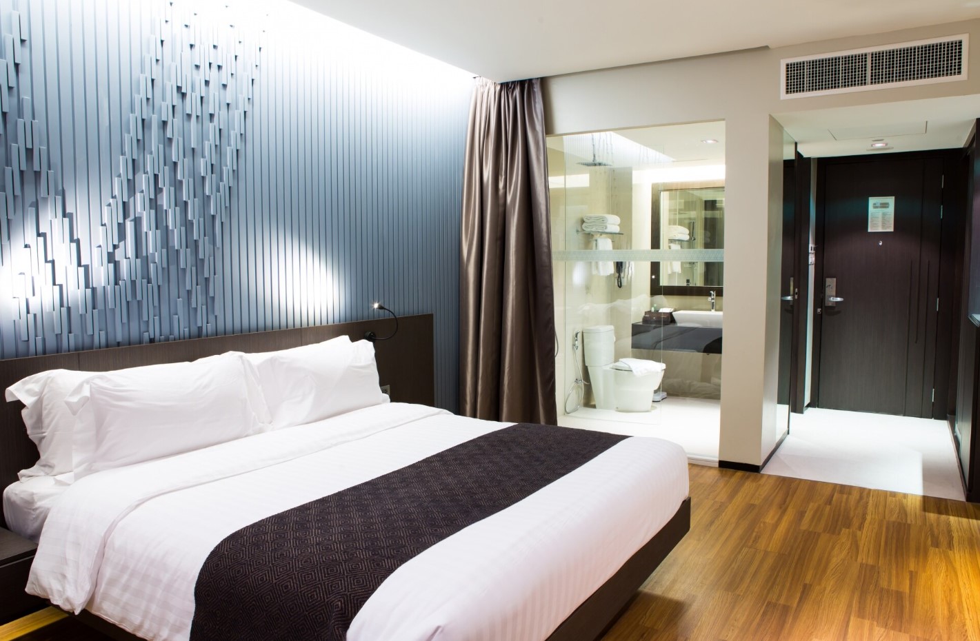 premier-hotel-room